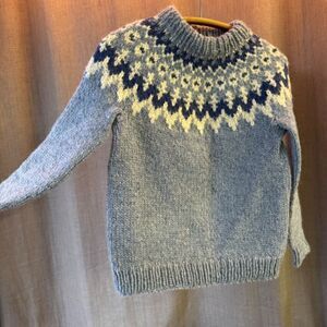 100% wool hand made Icelandic sweater - S